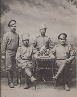 Семяшкин Василий Мелентьевич(на фото справа) (1881-1925) 22.05.1917. Краснобор