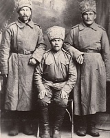 Терентьев Осип Захарович (в центре), погиб на северной Двине в 1920, Брыкаланск