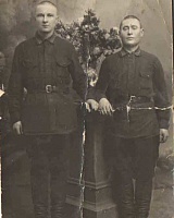 Рочев Тимофей Петрович (1906-1941), Ижма (слева)