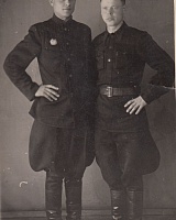 Рочев Прокопий Никитич (1921 г.р.), Гам. Слева. Фото 09.05.1948