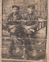 Терентьев Степан Мартынович (слева) 1913-1987, Бакур.Артеев Яков Харитонович (1912-1942), Бакур