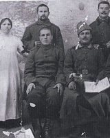 Ануфриев Николай Васильевич (1-й слева во 2 ряду,1888-1964), Диюр. Фото 1915г.